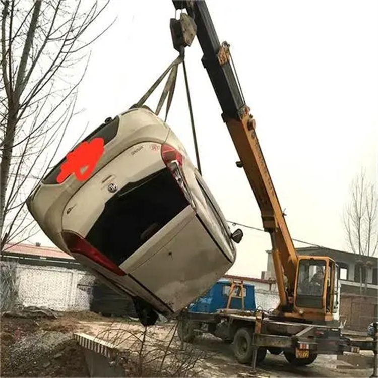 南通港闸随时待命，吊车24小时道路救援服务全解析